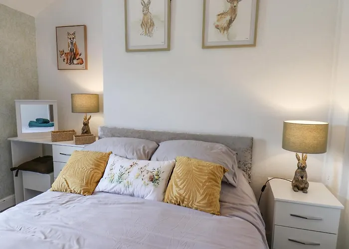 3 Auborough Street *