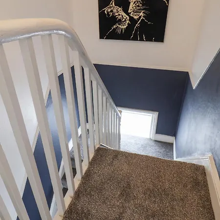 3 Auborough Street * Scarborough